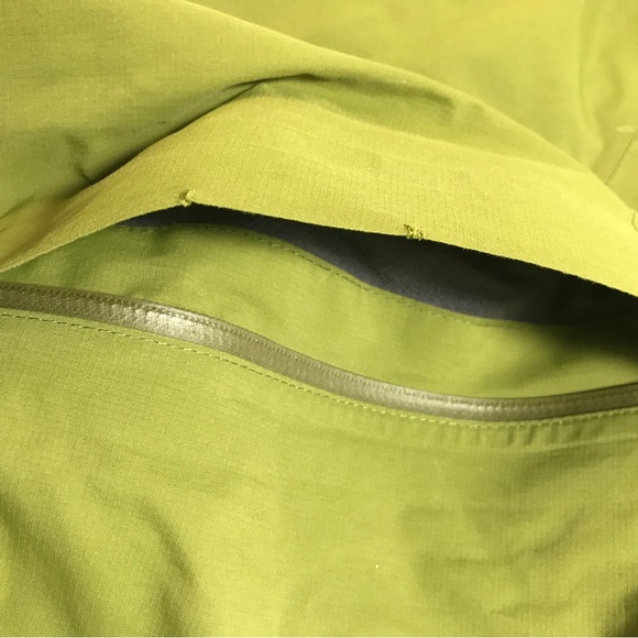 Patagonia Men's Primo Down Green and Purple Jacket Size L - Picture 13 of 16